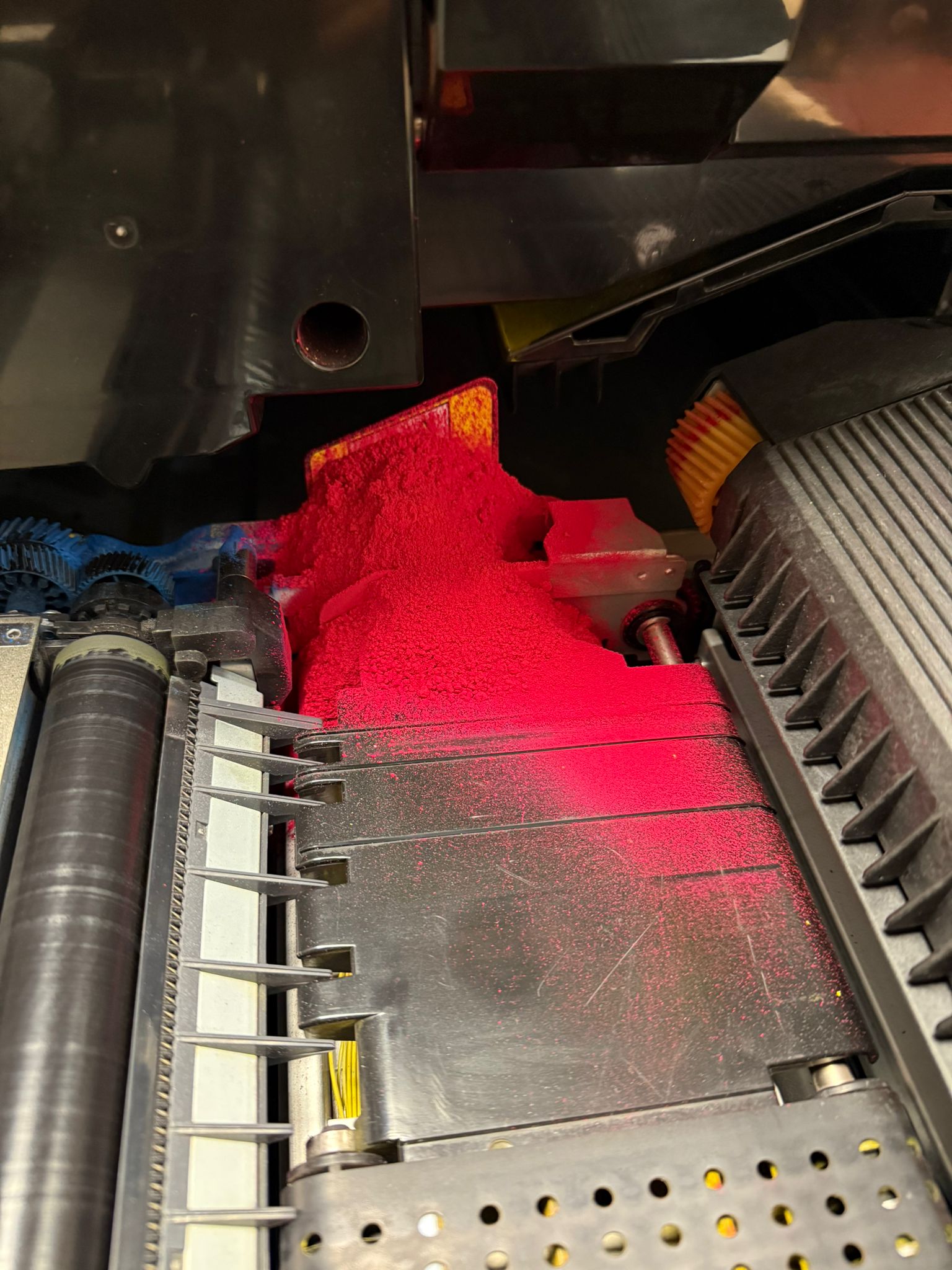 Tlačiareň interiér